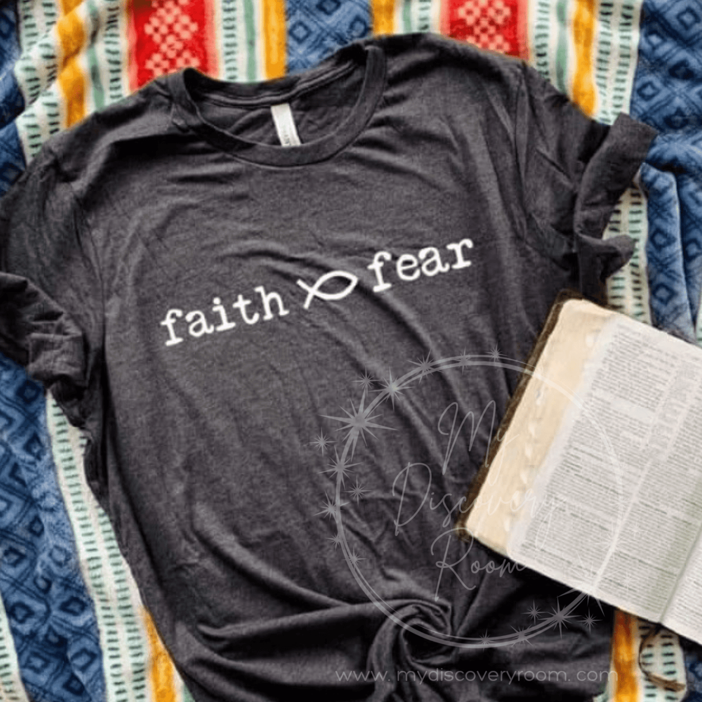 Faith Over Fear (Fish) Graphic Tee - MyDiscoveryRoom
