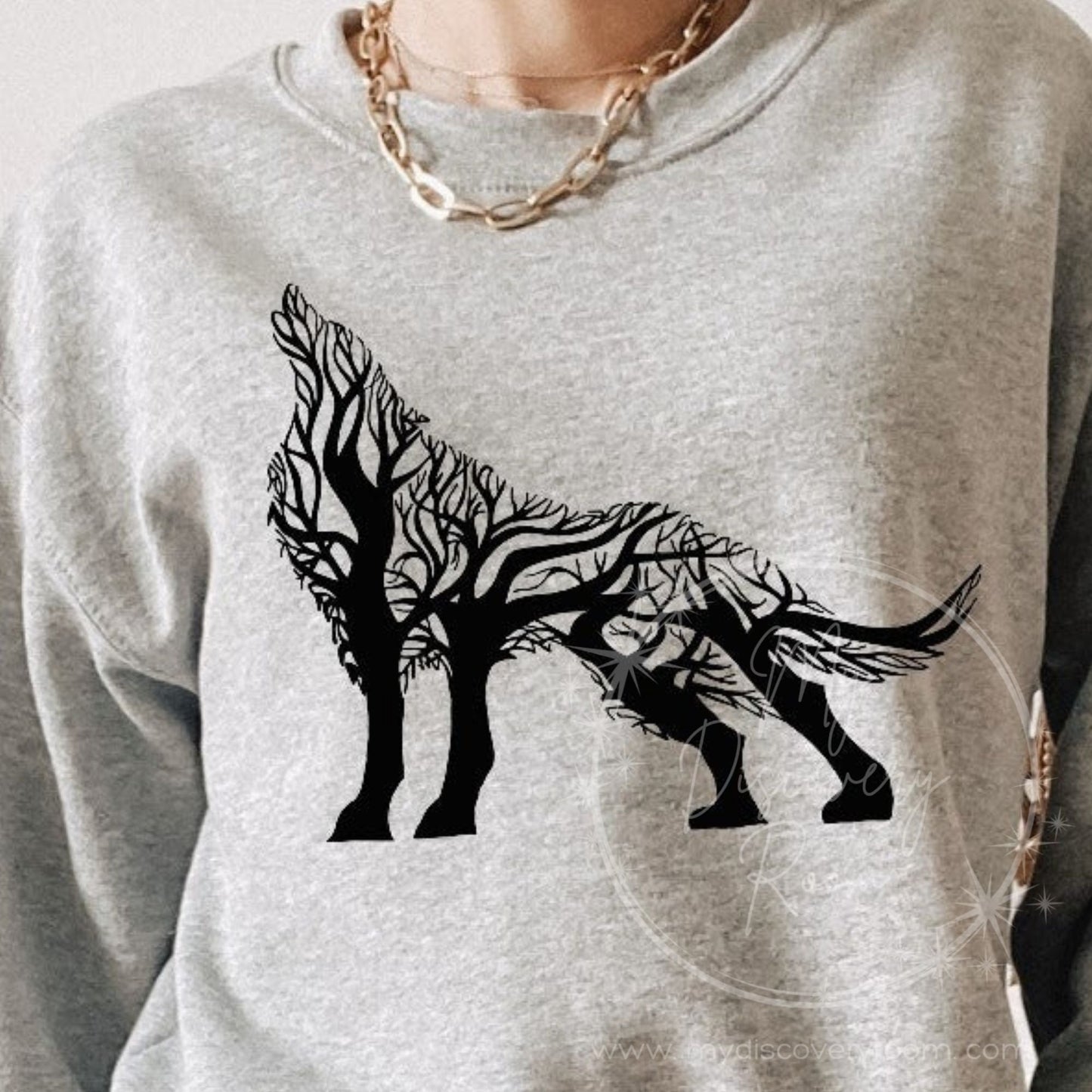 Howling At The Moon Graphic Tee - MyDiscoveryRoom