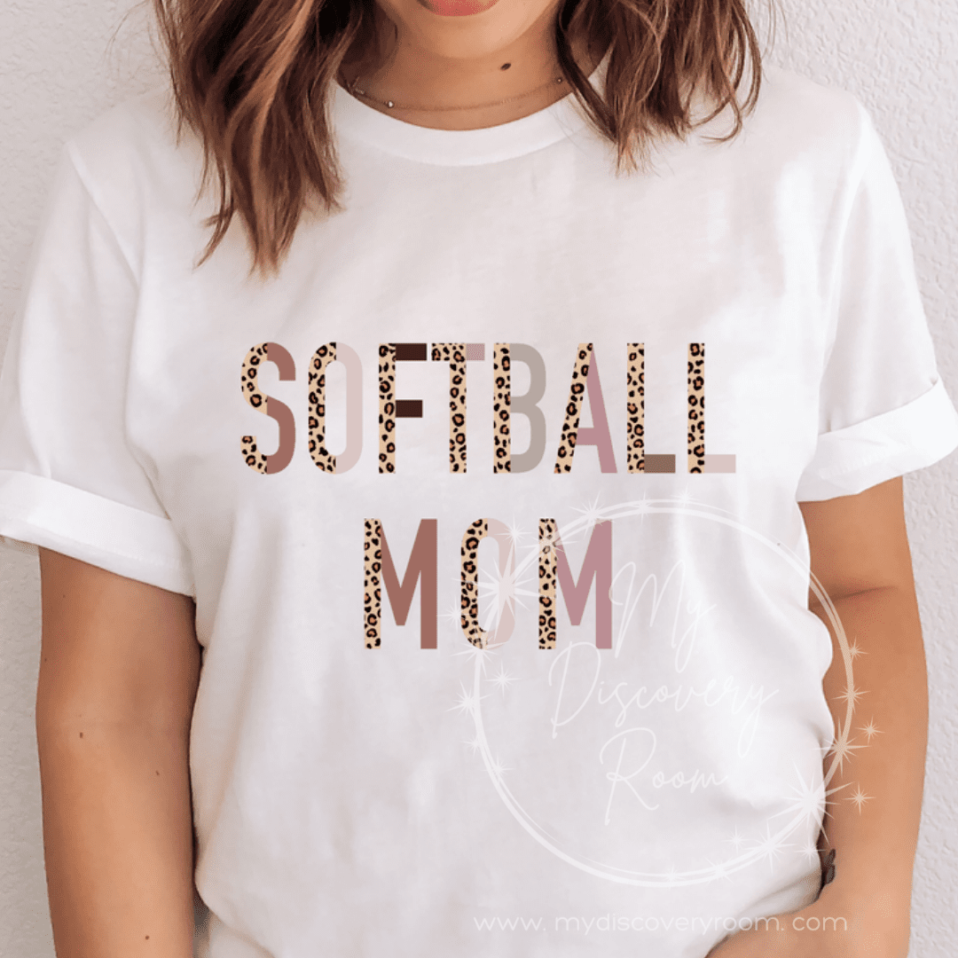 Softball Mom - Boho Style Graphic Tee - MyDiscoveryRoom