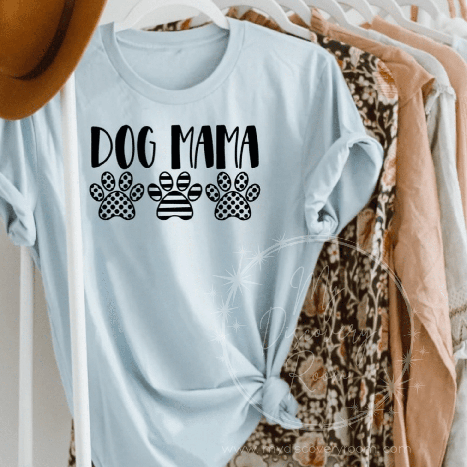 Dog Mama Graphic Tee - MyDiscoveryRoom