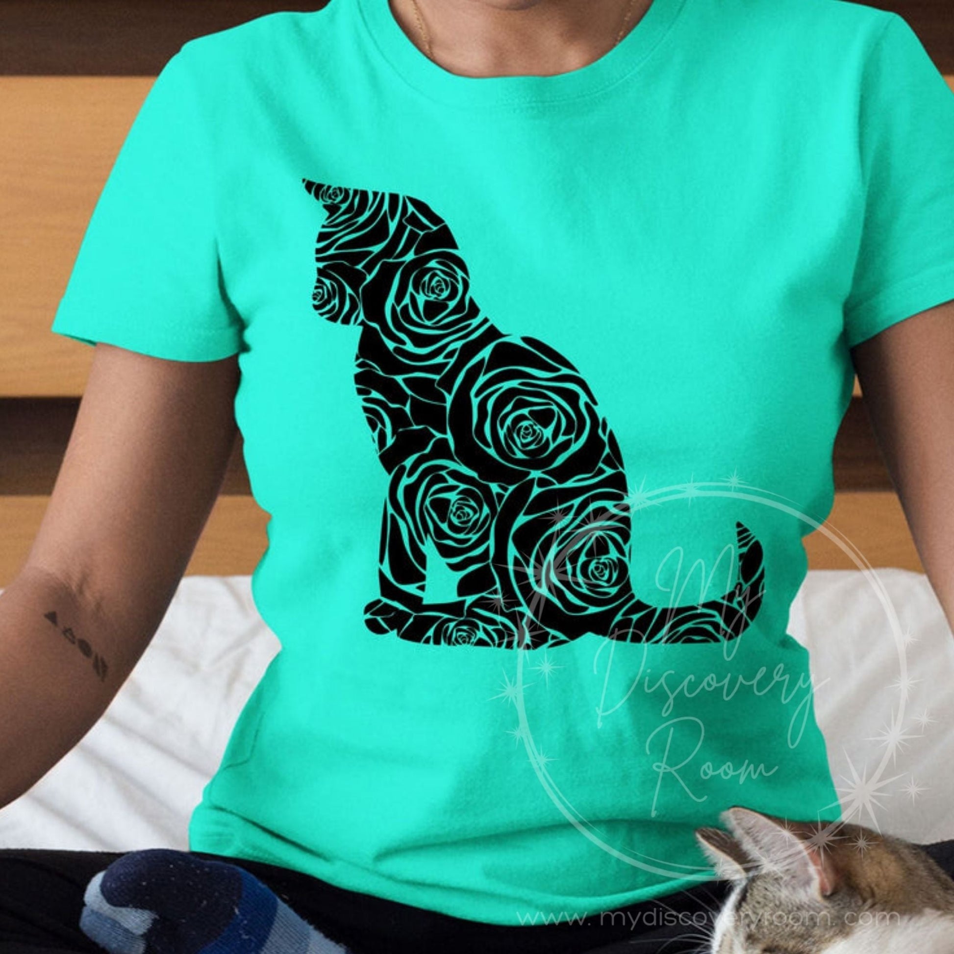 Floral Cat Graphic Tee - MyDiscoveryRoom