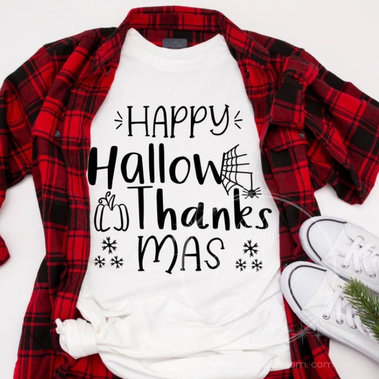 Happy HallowThanksMas Graphic Tee - MyDiscoveryRoom