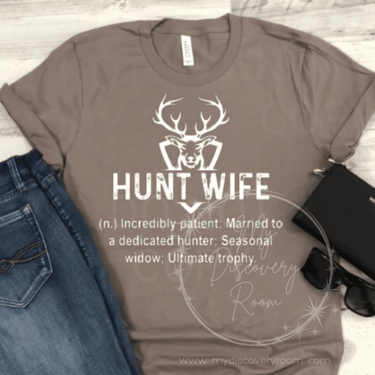 Hunt Wife Graphic Tee - MyDiscoveryRoom