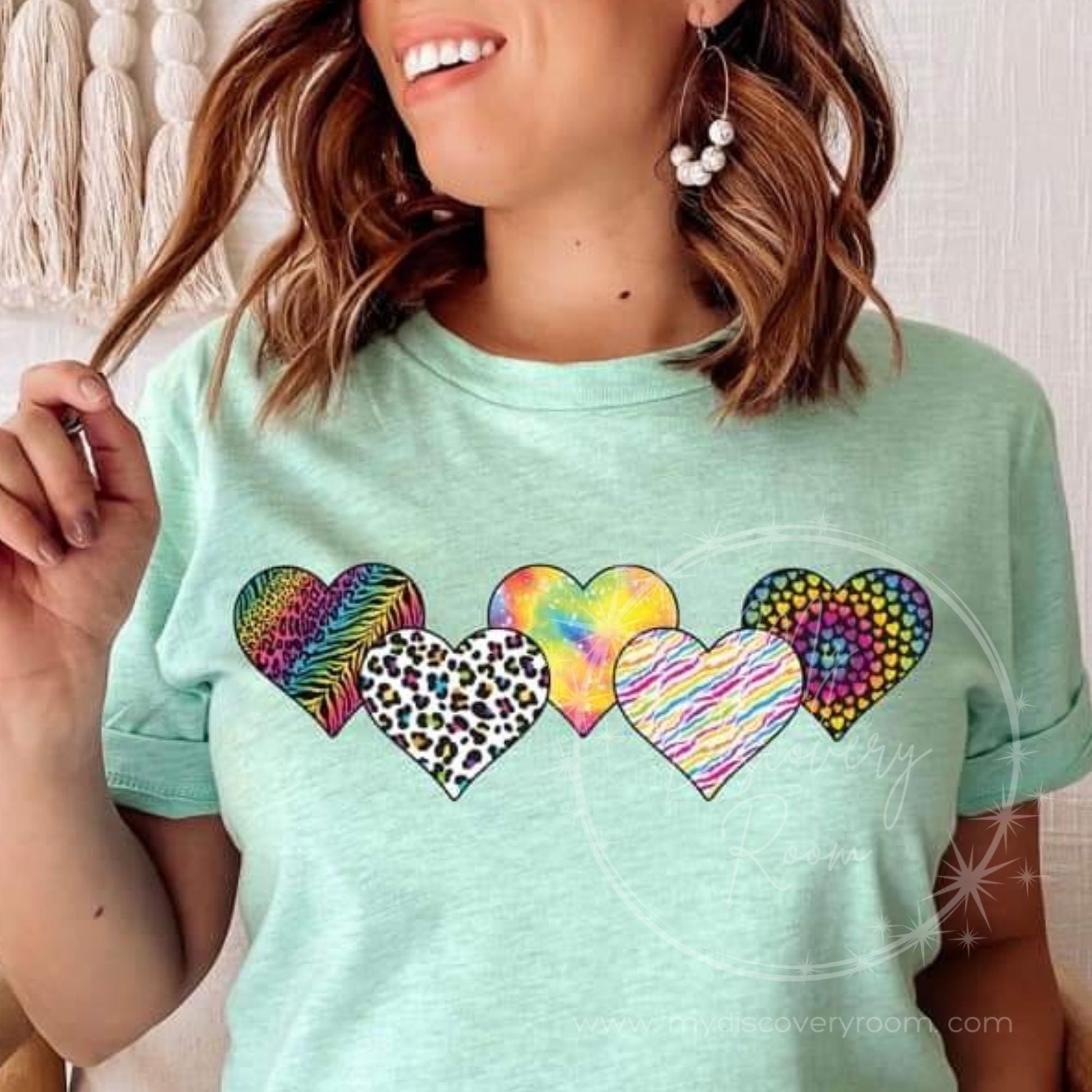 LF Pattern Hearts Graphic Tee - MyDiscoveryRoom