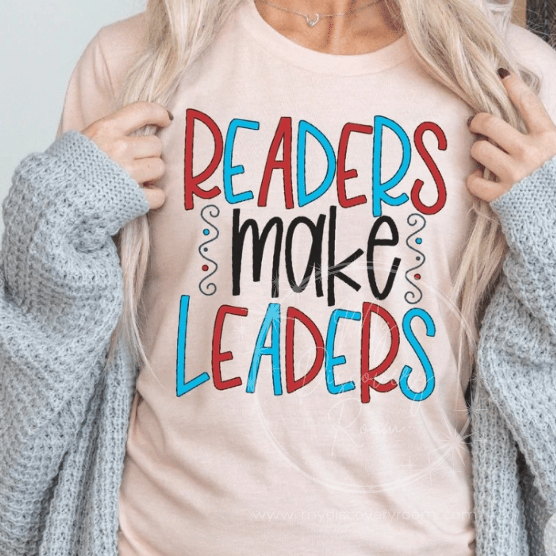 Readers Make Leaders Graphic Tee - MyDiscoveryRoom